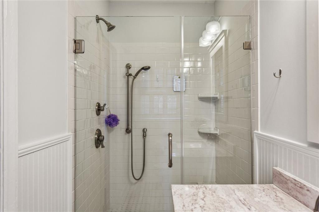 1135 Norwich Circle NE