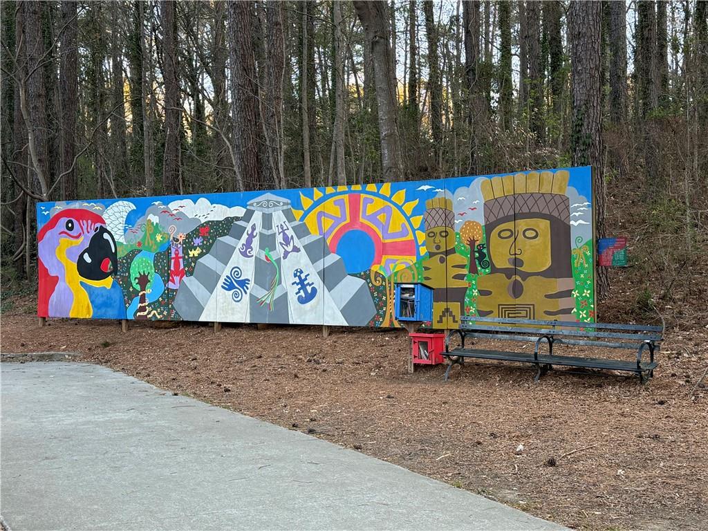 1135 Norwich Circle NE