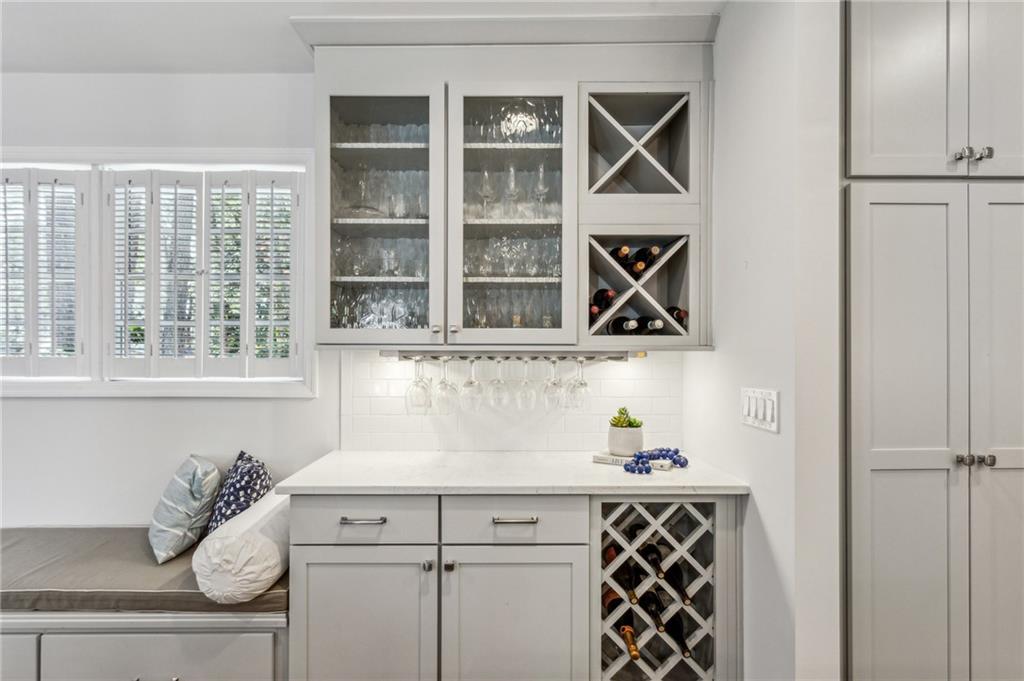 1135 Norwich Circle NE