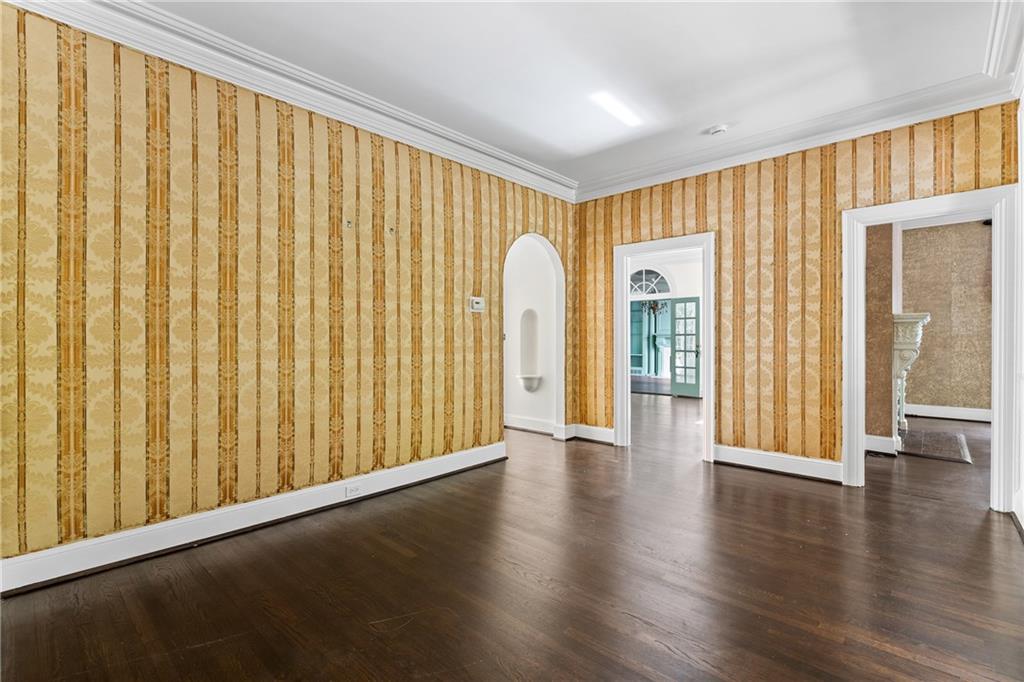 401 Peachtree Battle Avenue NW