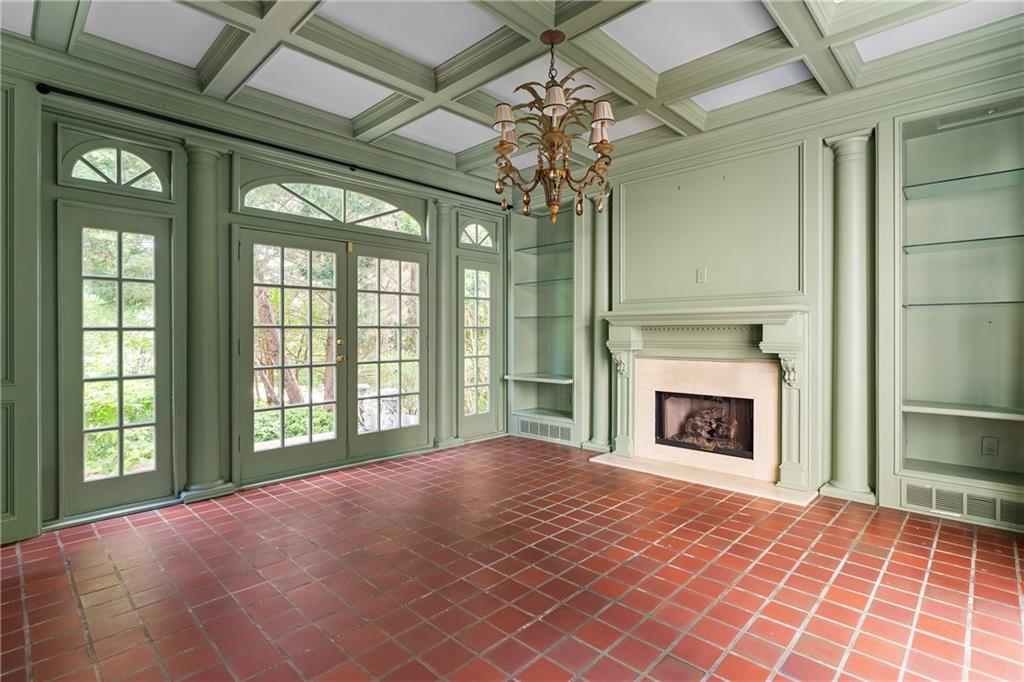 401 Peachtree Battle Avenue NW