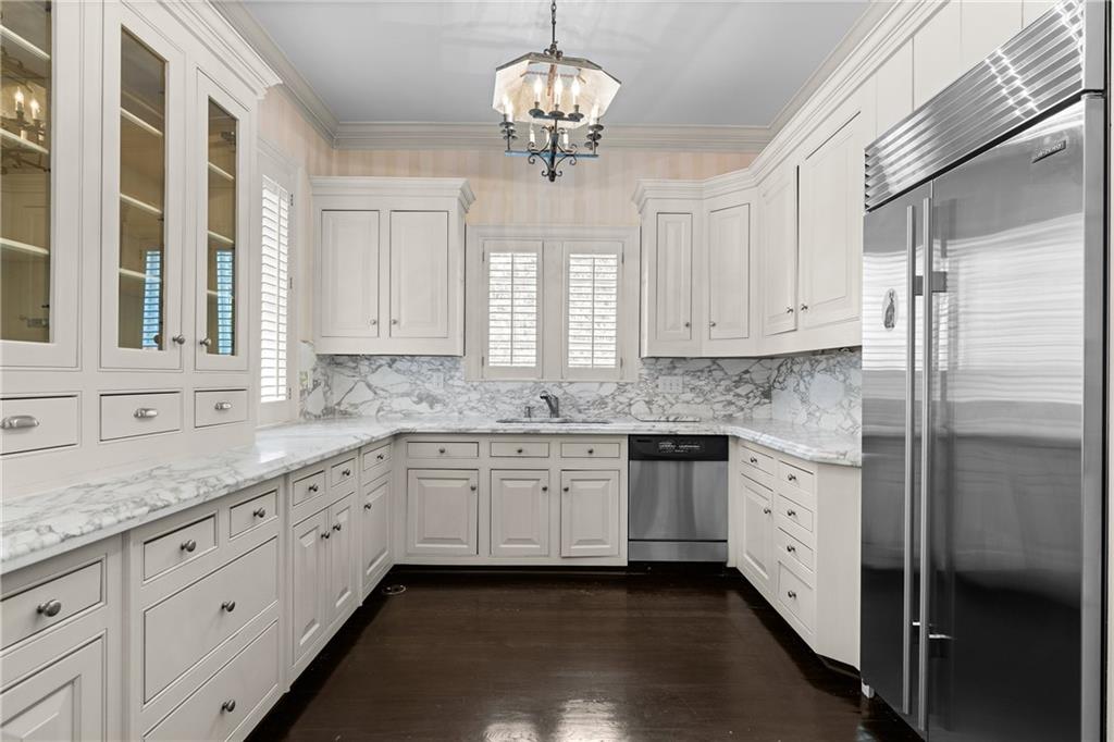 401 Peachtree Battle Avenue NW