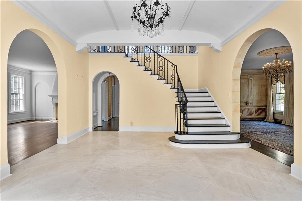 401 Peachtree Battle Avenue NW