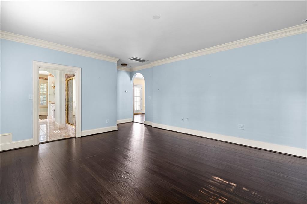 401 Peachtree Battle Avenue NW