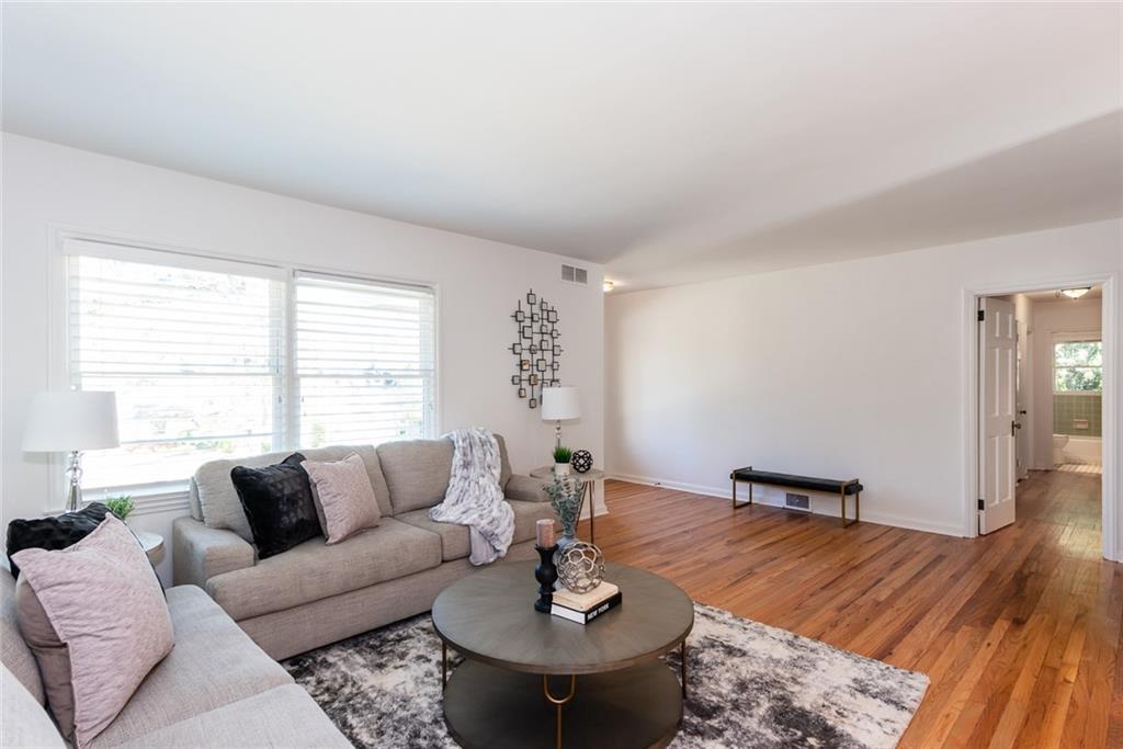 247 HEATON PARK Drive