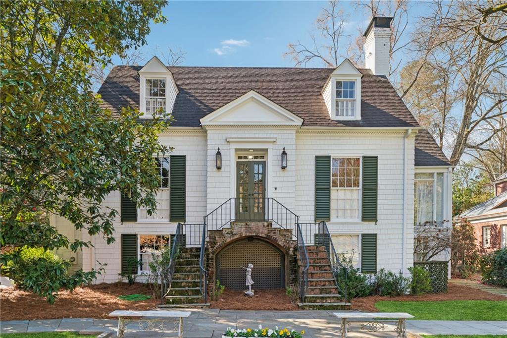 890 W Wesley Road NW