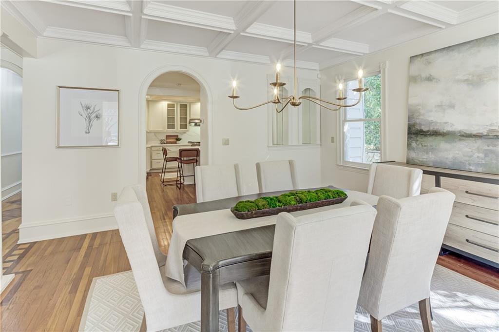 232 Westminster Drive NE