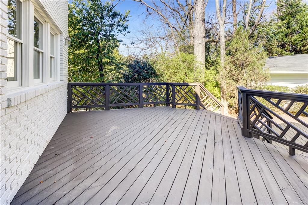 232 Westminster Drive NE