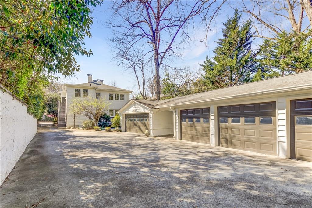 232 Westminster Drive NE