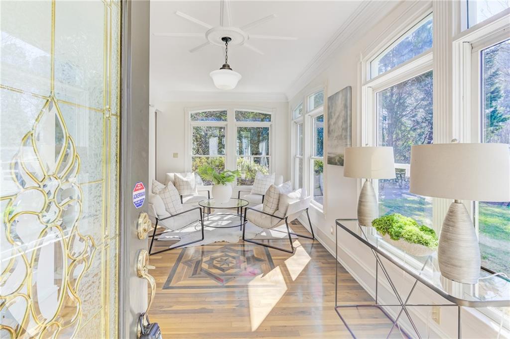 232 Westminster Drive NE