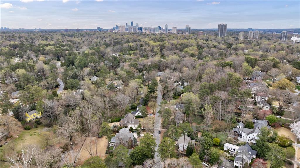 2544 Brookdale Drive NW