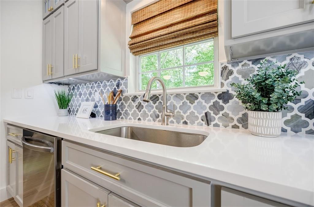 2105 Brookridge Terrace