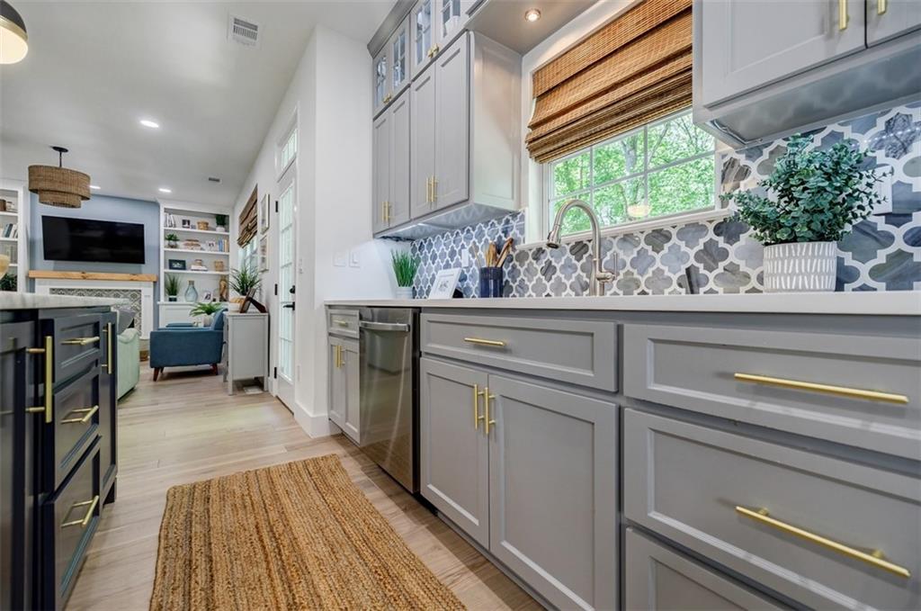 2105 Brookridge Terrace