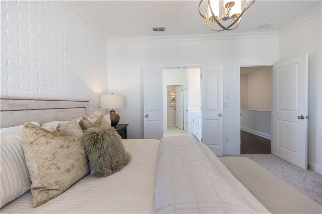 5450 Howington Court Unit 195