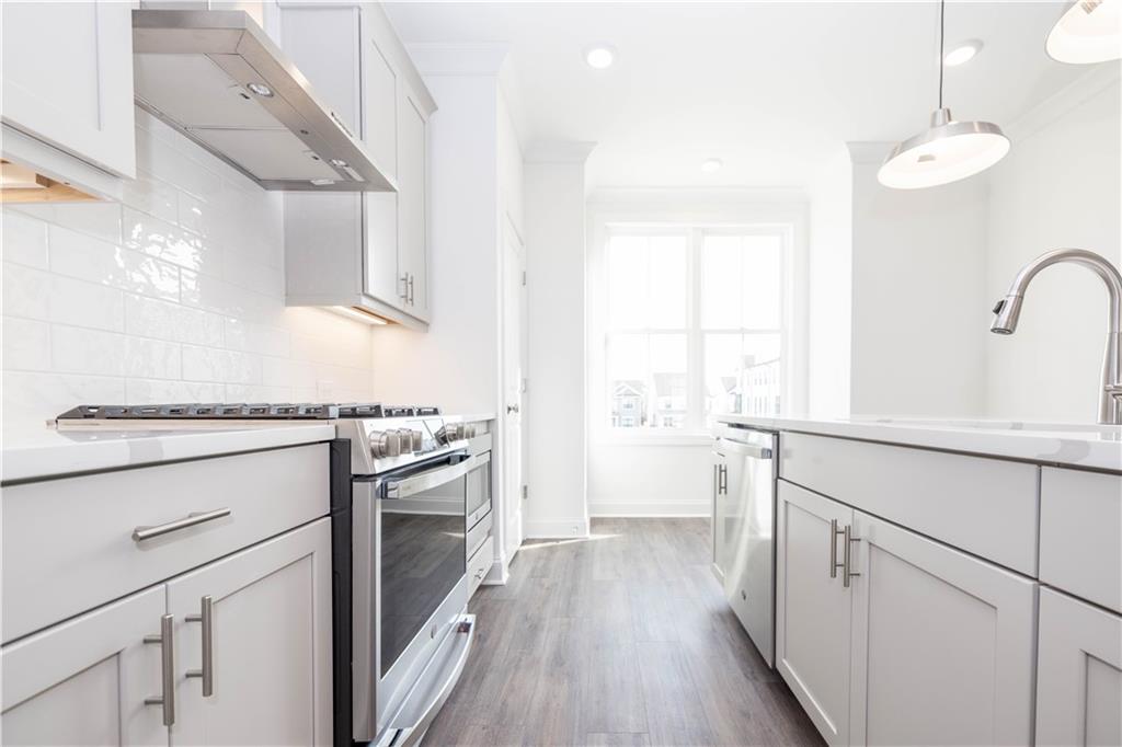 5450 Howington Court Unit 195