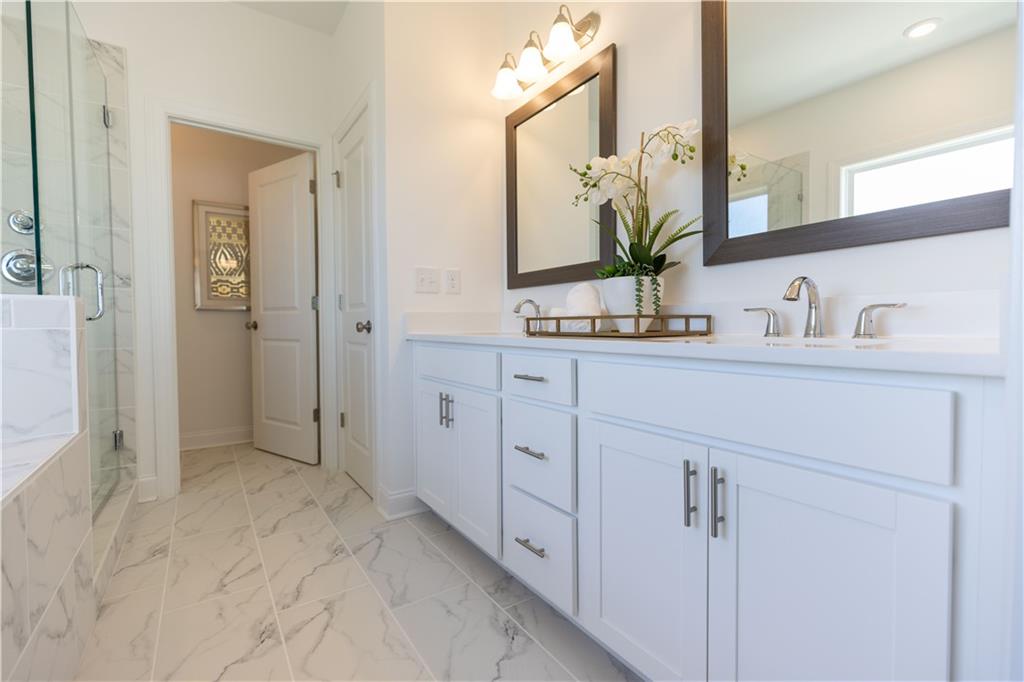 5450 Howington Court Unit 195
