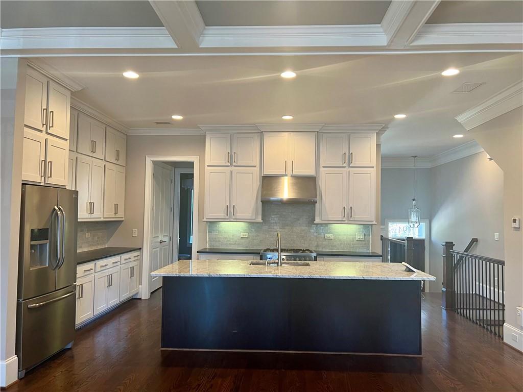 1194 John Collier Road