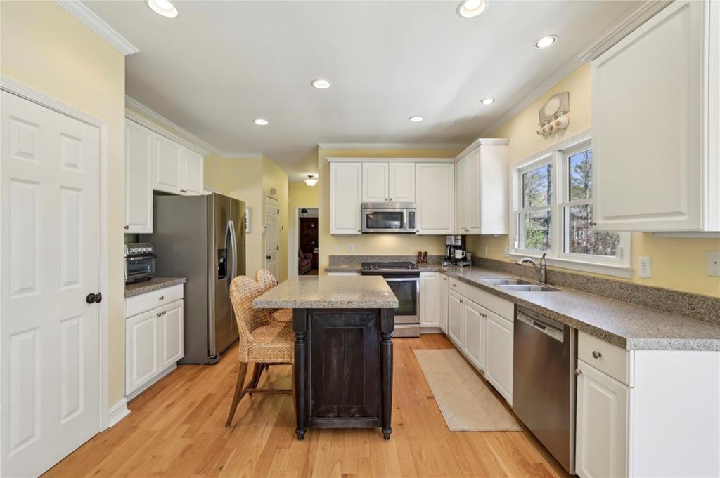 1180 Mayfield Manor Drive