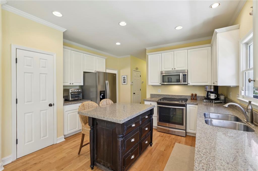 1180 Mayfield Manor Drive