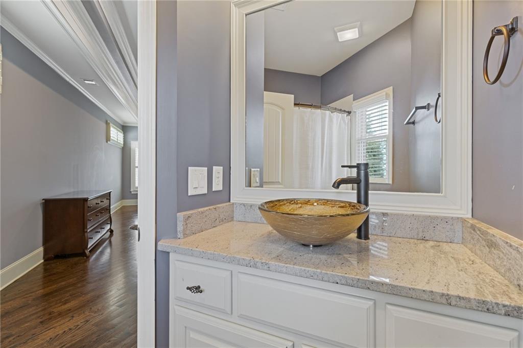 2814 Adams Oaks Lane