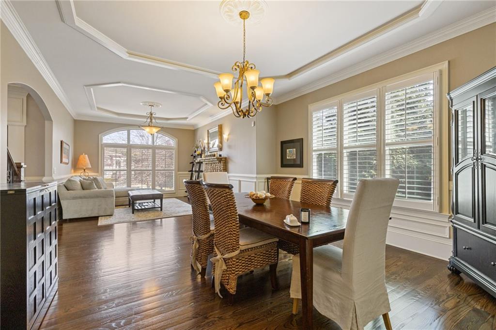 2814 Adams Oaks Lane