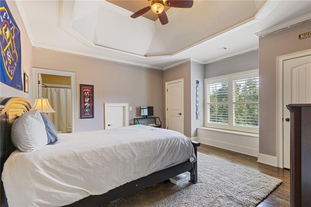 2814 Adams Oaks Lane