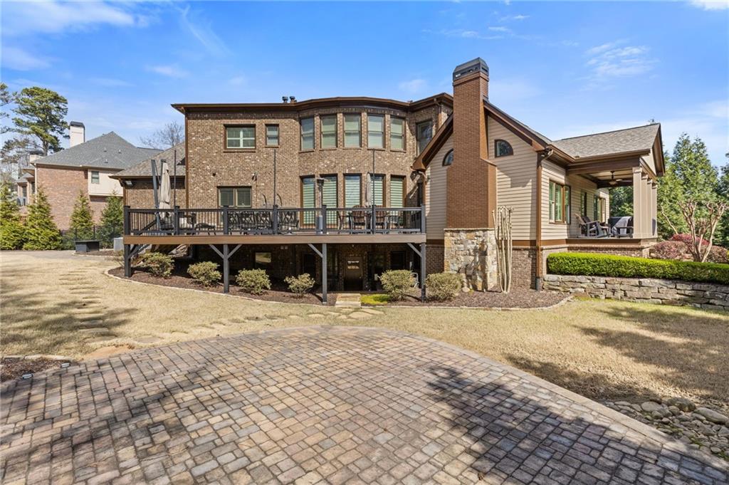 2814 Adams Oaks Lane