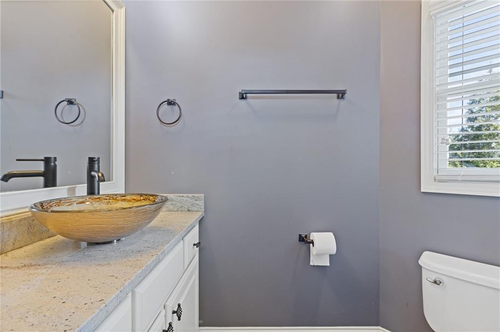 2814 Adams Oaks Lane