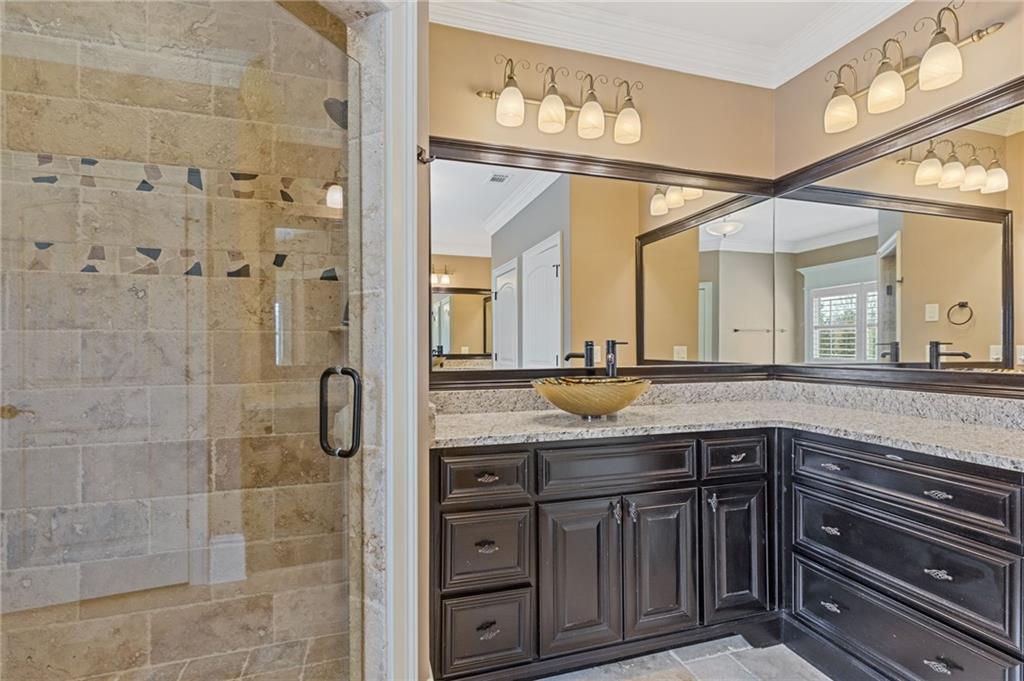 2814 Adams Oaks Lane