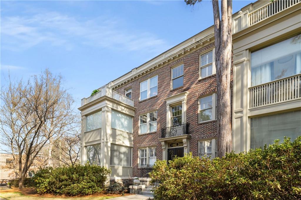 2260 Peachtree Road NW Unit D6