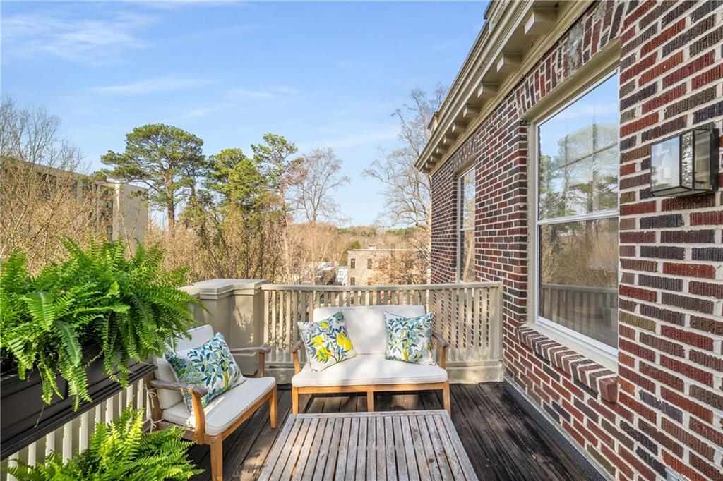 2260 Peachtree Road NW Unit D6