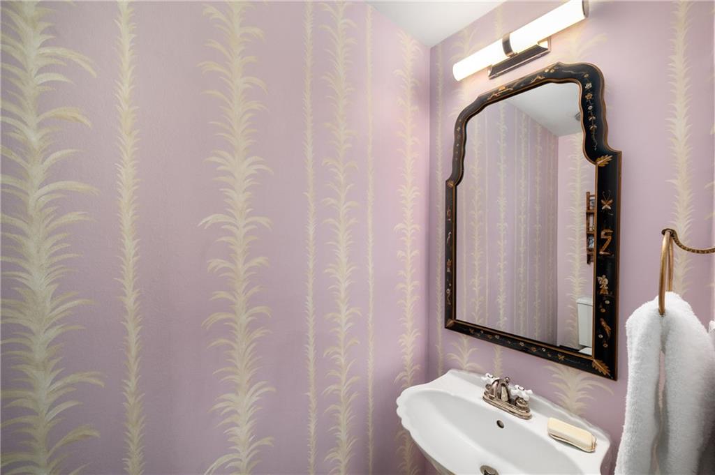 2260 Peachtree Road NW Unit D6