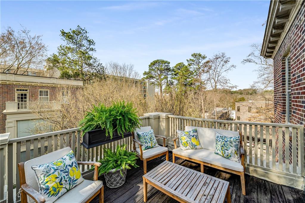 2260 Peachtree Road NW Unit D6