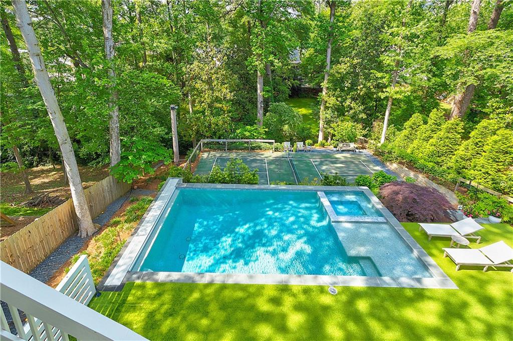 891 Glenbrook Drive NW