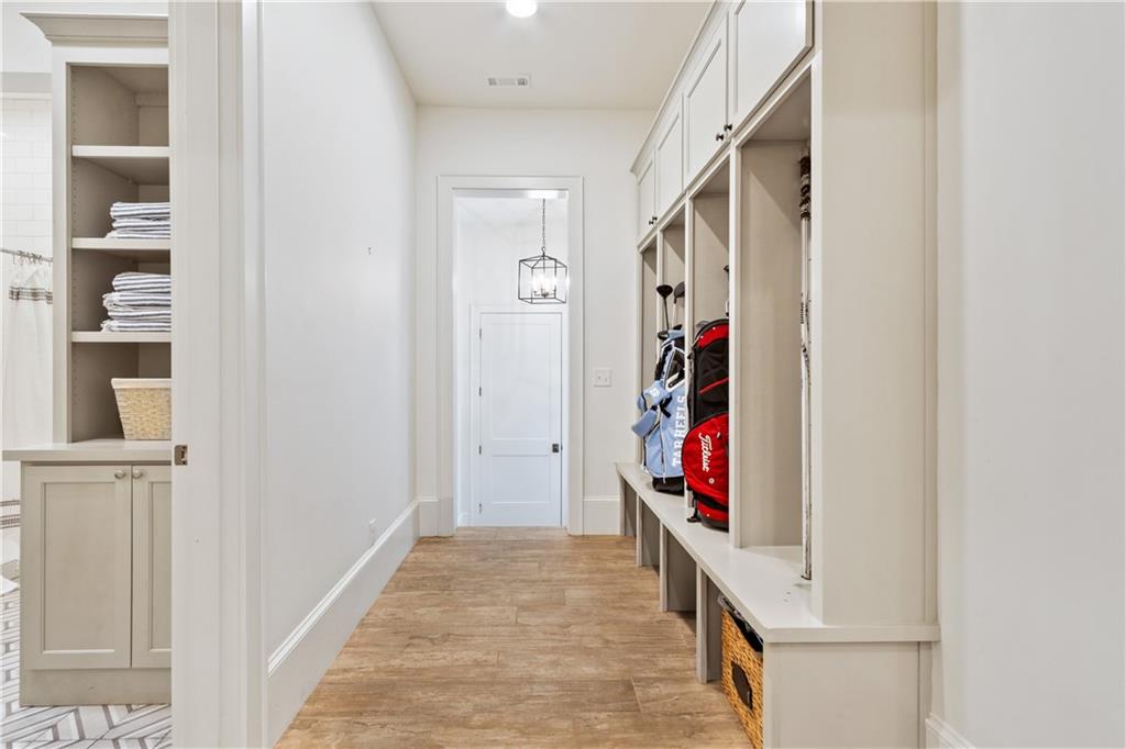 891 Glenbrook Drive NW