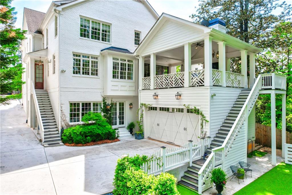 891 Glenbrook Drive NW