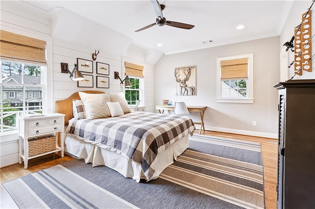 891 Glenbrook Drive NW