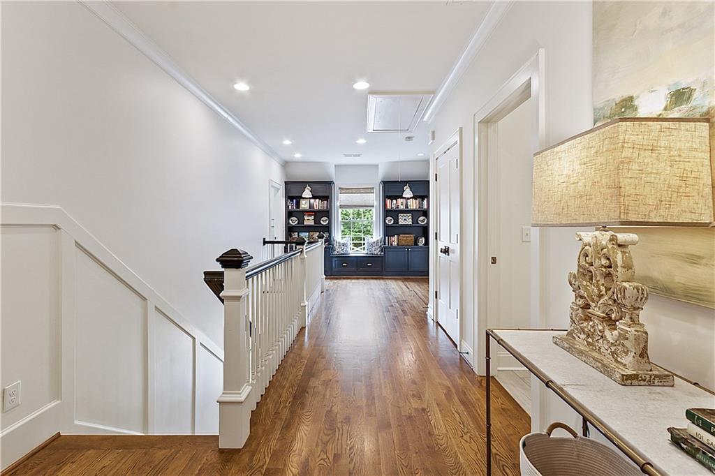 891 Glenbrook Drive NW