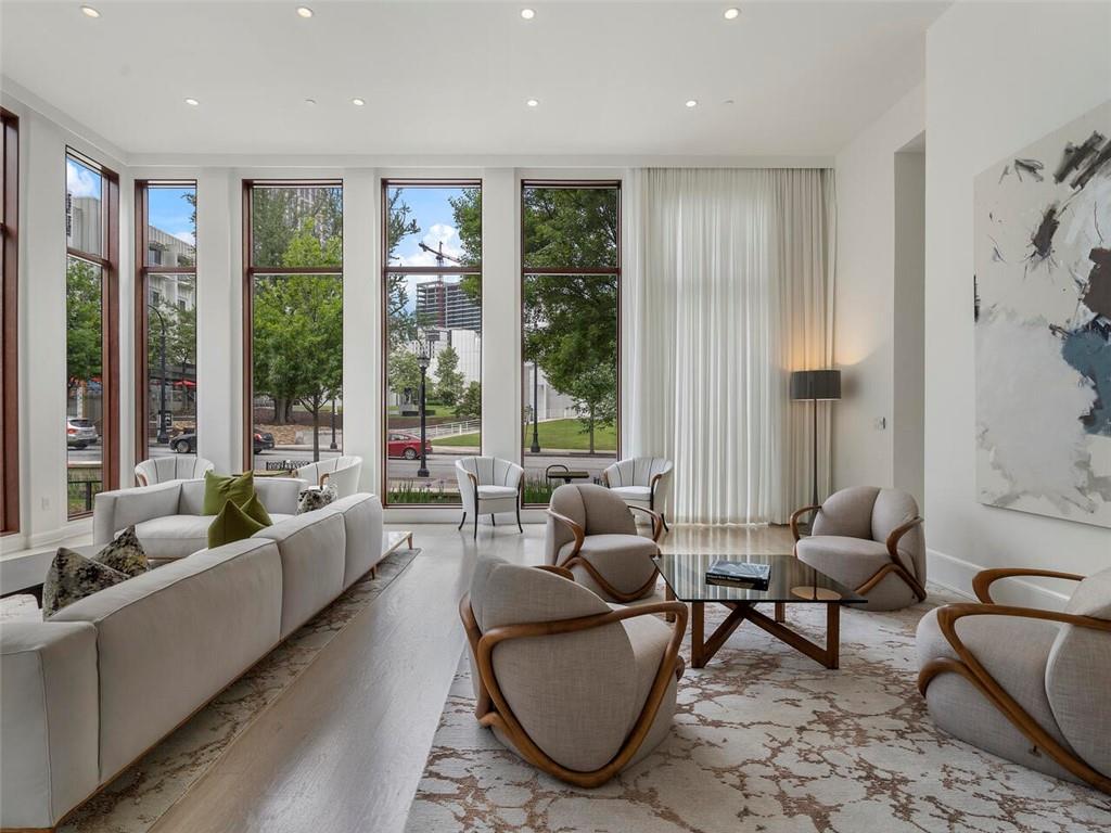 1301 Peachtree Street NE Unit 5C