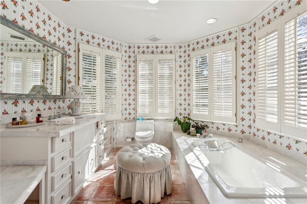 41 Palisades Road NE