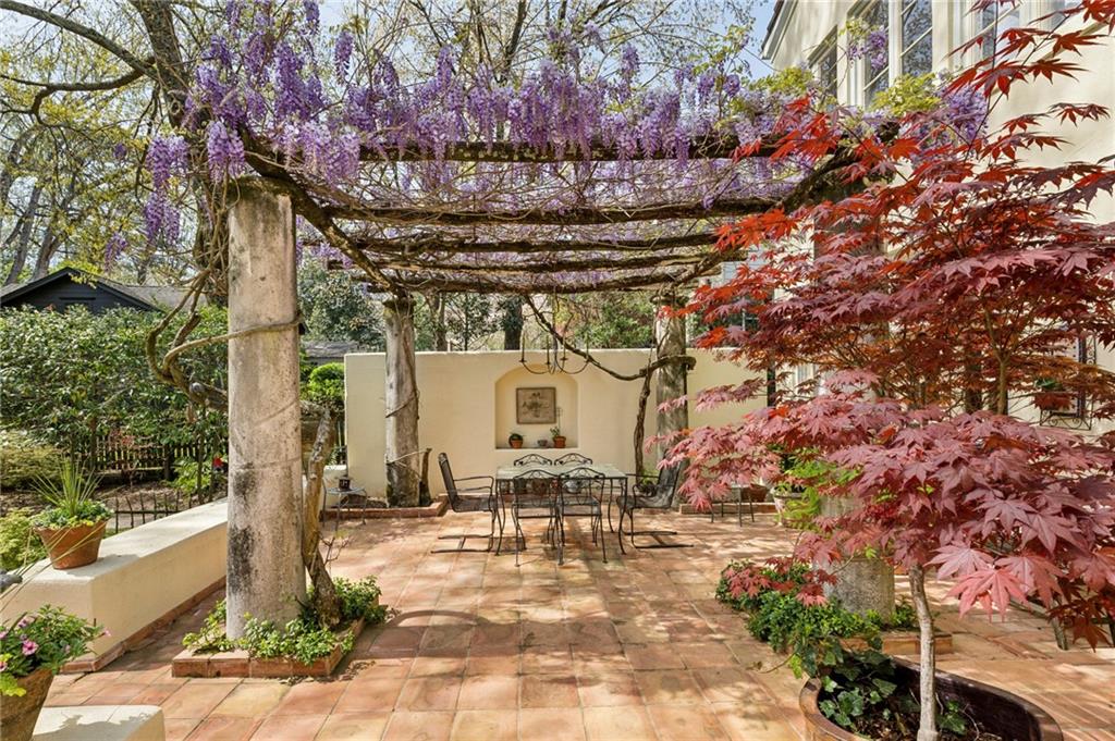 41 Palisades Road NE