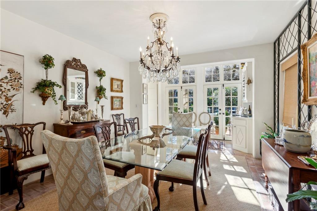 41 Palisades Road NE