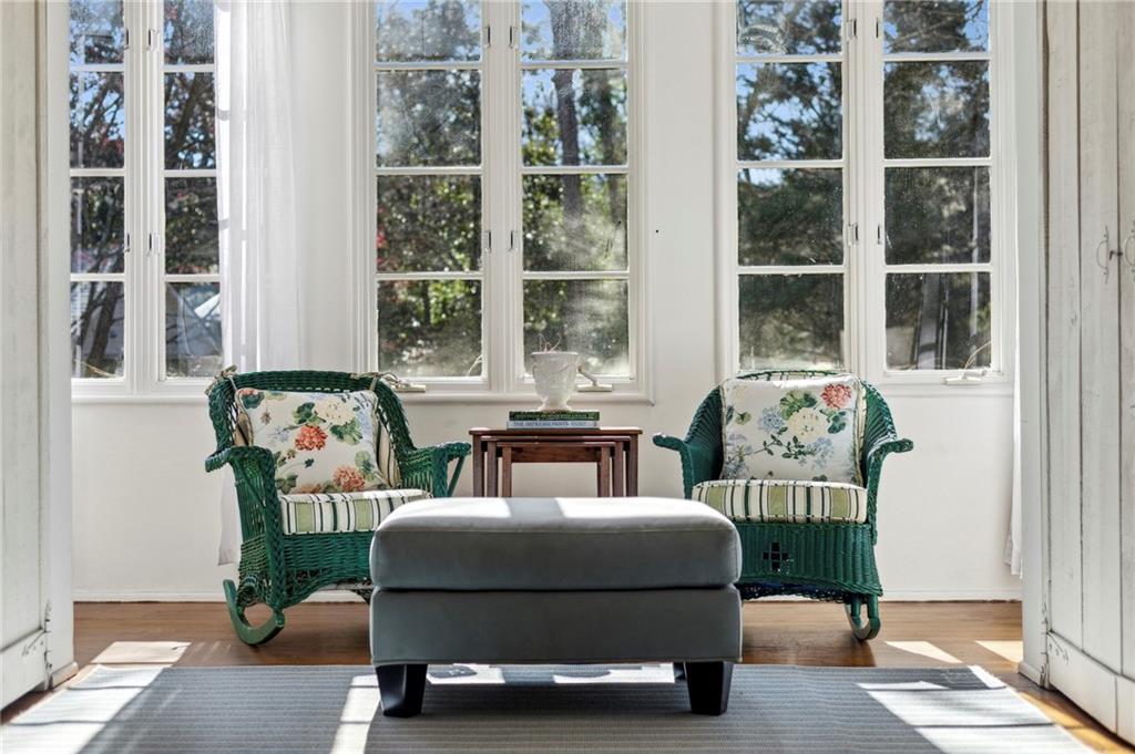 41 Palisades Road NE