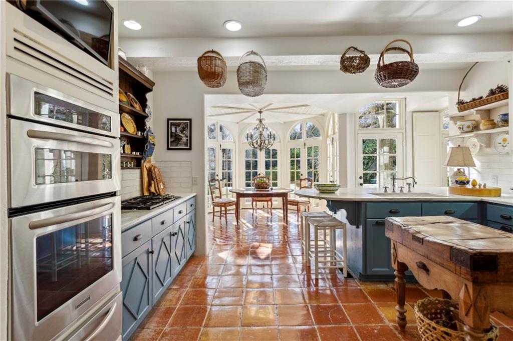 41 Palisades Road NE