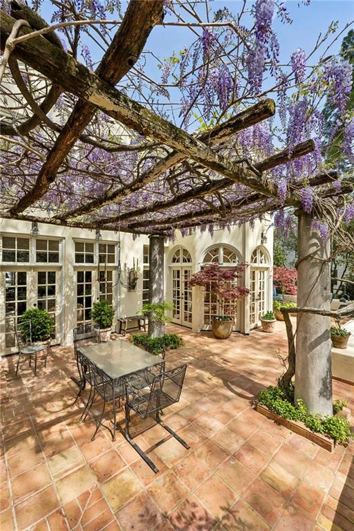 41 Palisades Road NE