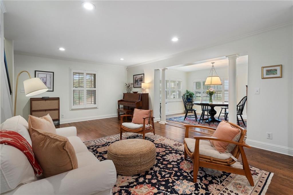 2811 Ridgemore Road NW