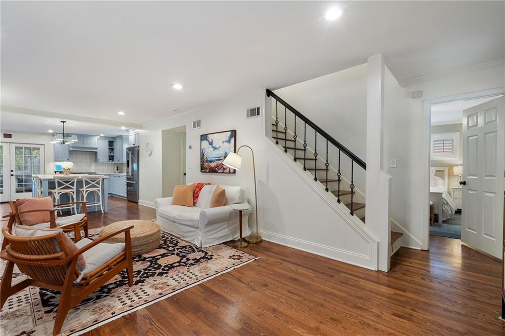 2811 Ridgemore Road NW