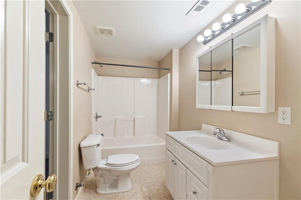 915 Summer Wind Place