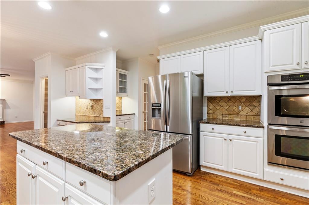 915 Summer Wind Place