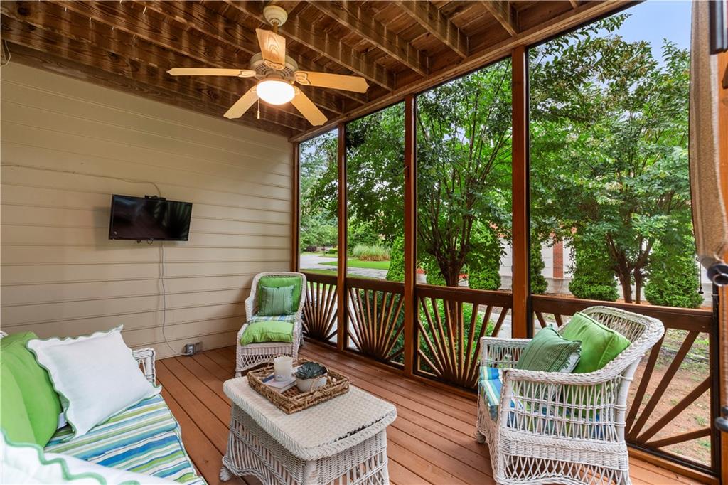 915 Summer Wind Place